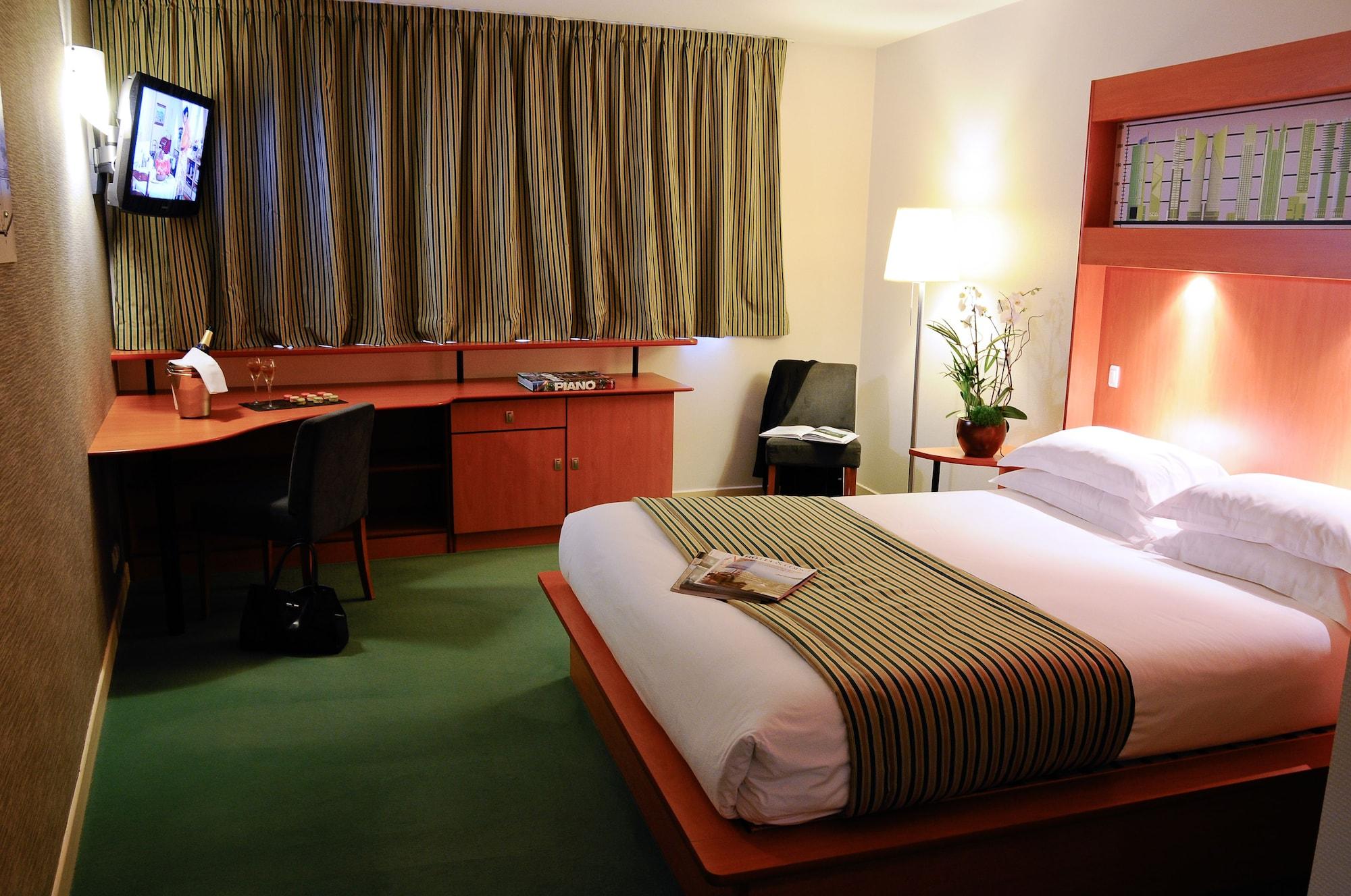 Hotel Archamps Porte Sud De Geneve מראה חיצוני תמונה