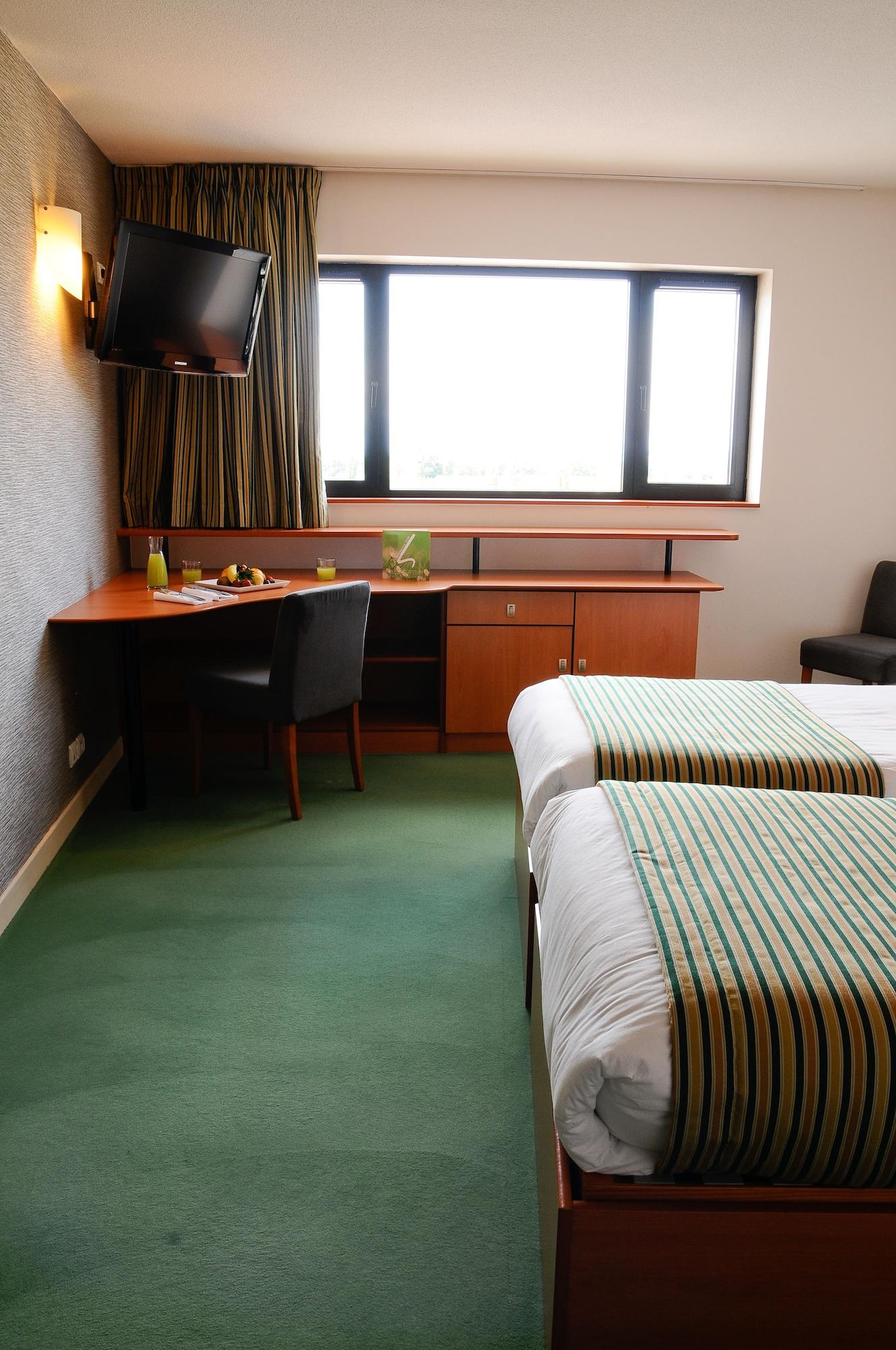 Hotel Archamps Porte Sud De Geneve מראה חיצוני תמונה