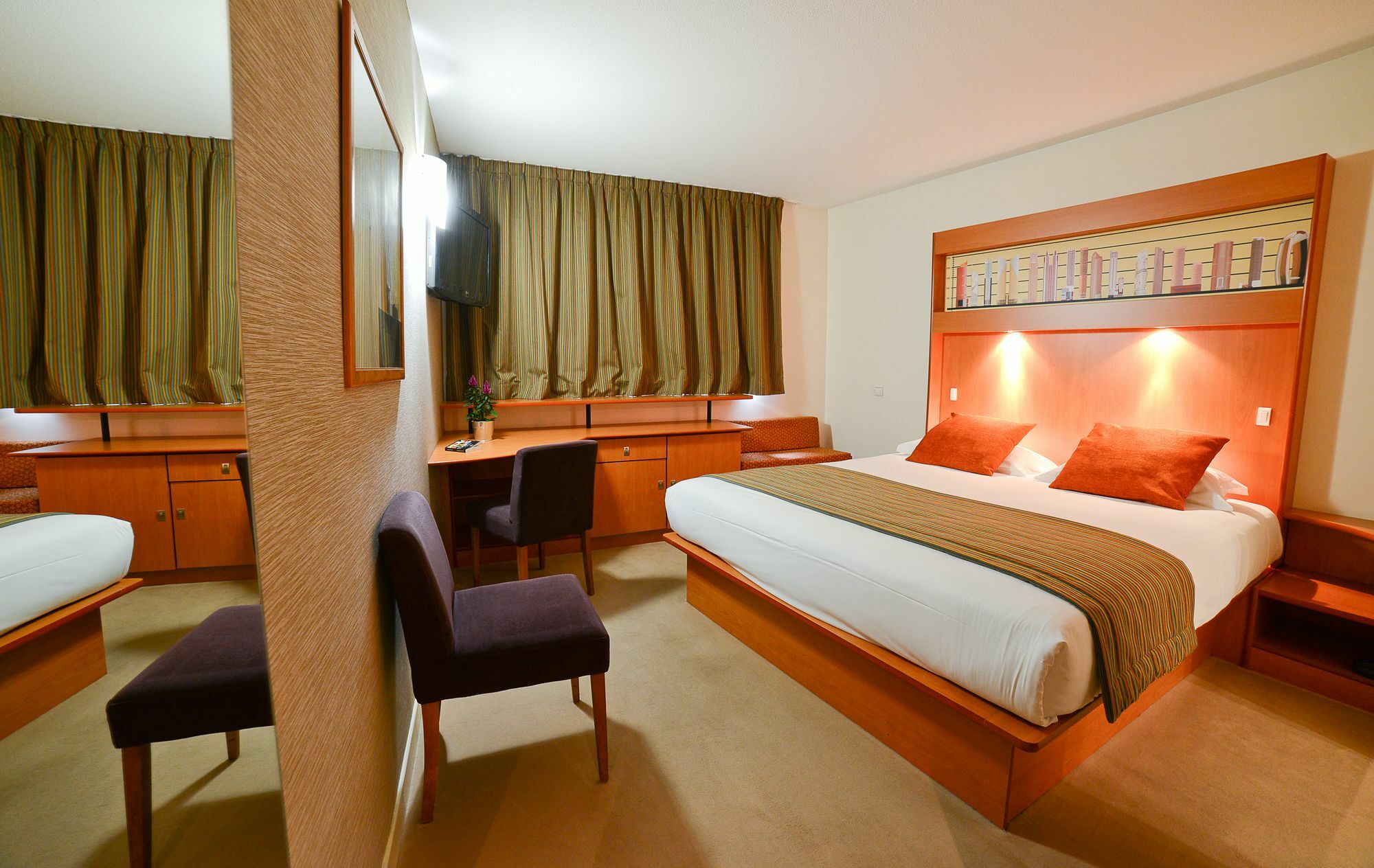 Hotel Archamps Porte Sud De Geneve מראה חיצוני תמונה