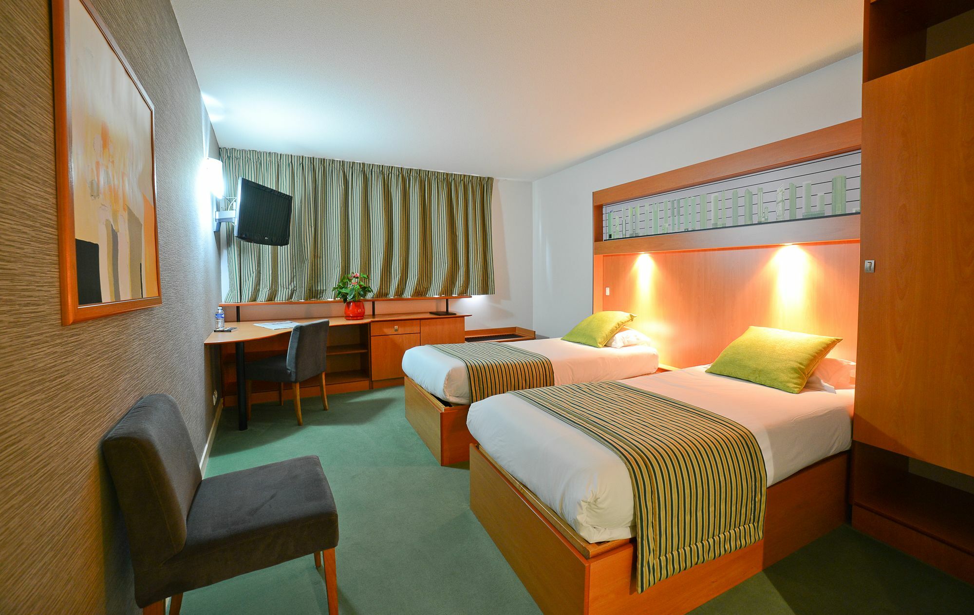 Hotel Archamps Porte Sud De Geneve מראה חיצוני תמונה