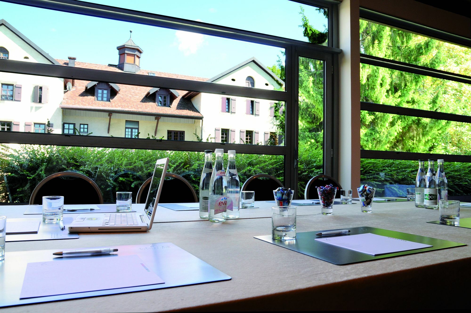 Hotel Archamps Porte Sud De Geneve מראה חיצוני תמונה